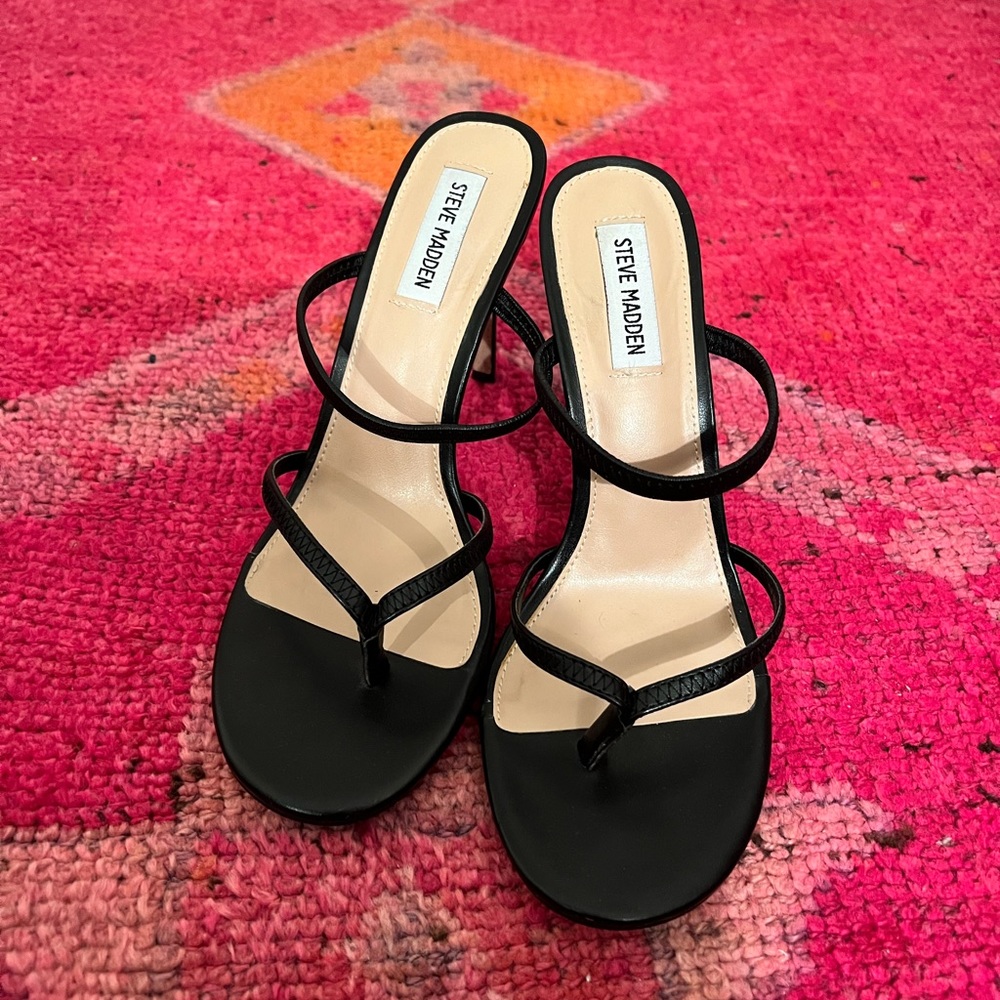 Steve Madden black heels